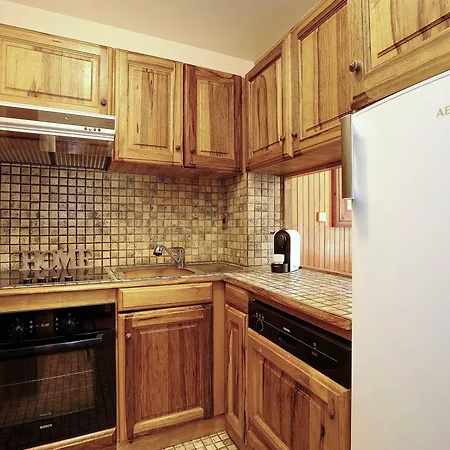 شقة Confort Et Aux Pieds A 1850 Avec Wi-fi Et Parking - Fr-1-575-207