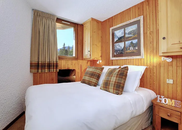 Confort Et Aux Pieds A 1850 Avec Wi-fi Et Parking - Fr-1-575-207 *